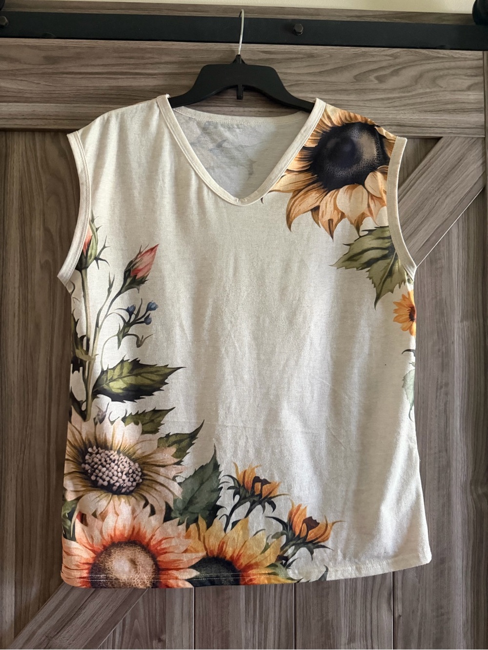 Sunflower Print V-Neck Sleeveless Top - Cream
